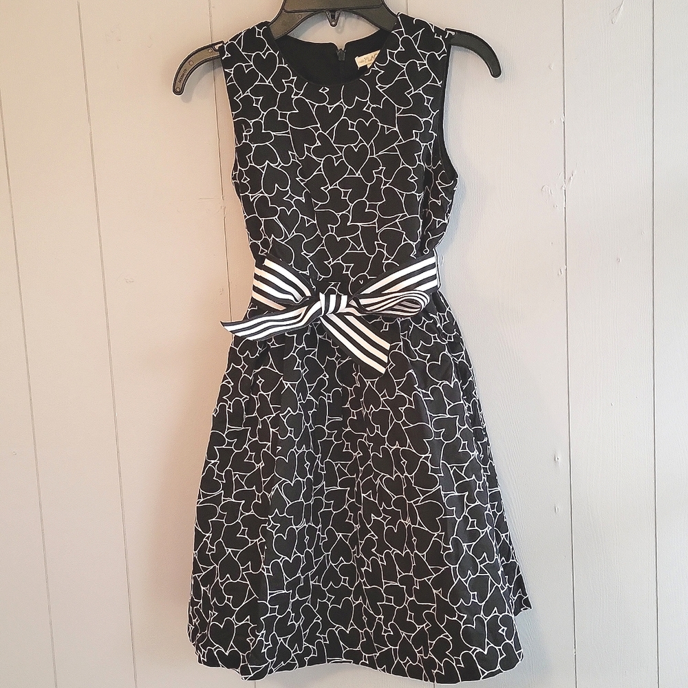 TCP Black Sleeveless Dress W/Hearts 🤍🖤